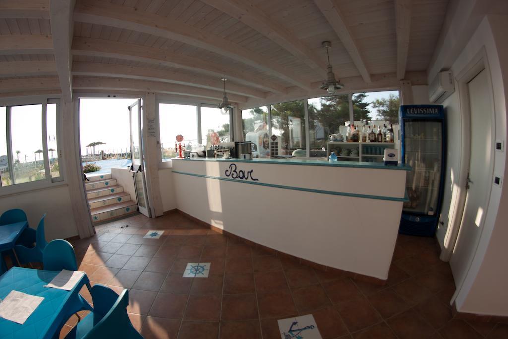 Hotel Yachting Club Mare Gioiosa Marea Exterior foto